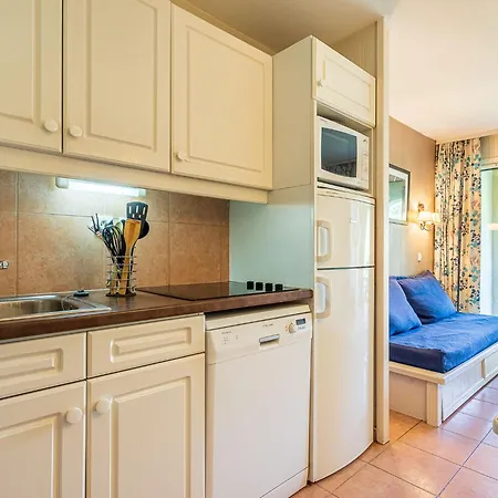 Апартаменты Les Rivages De Coudouliere-7 By Interhome